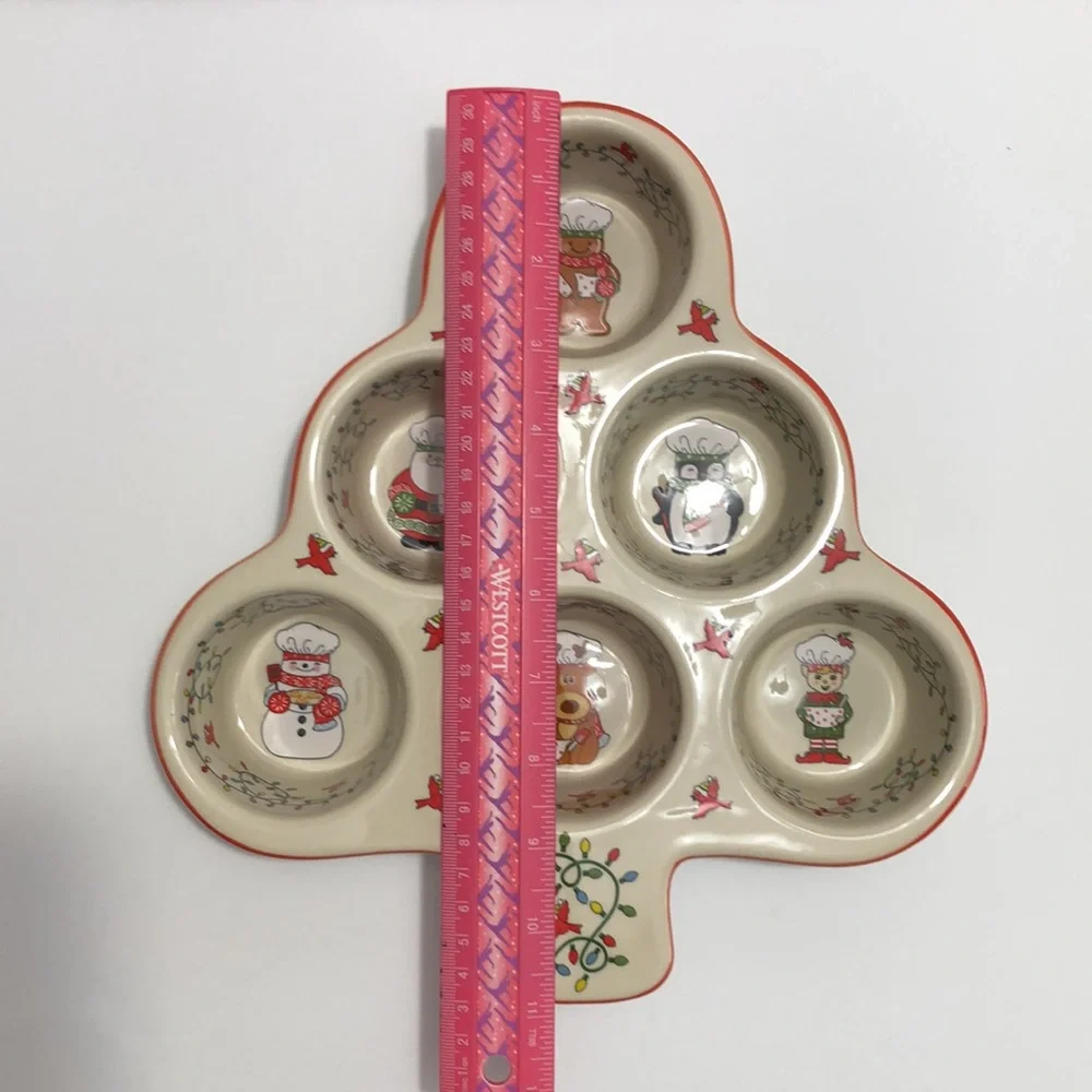 Temptations By Tara Christmas Tree Shaped Cupcake Muffin Baking Pan NWT